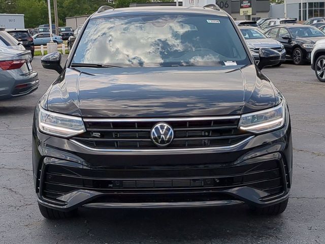 2024 Volkswagen Tiguan SE R-Line Black