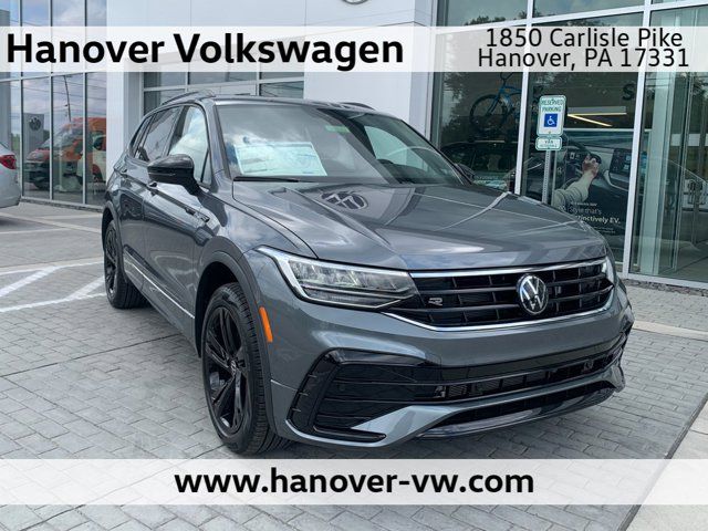 2024 Volkswagen Tiguan SE R-Line Black