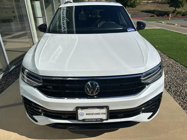 2024 Volkswagen Tiguan/Taos SE R-Line Black