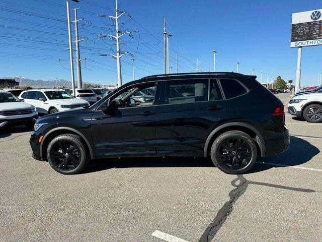 2024 Volkswagen Tiguan SE R-Line Black