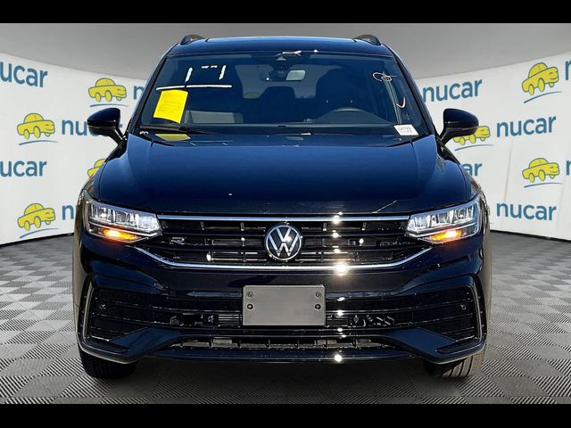 2024 Volkswagen Tiguan SE R-Line Black