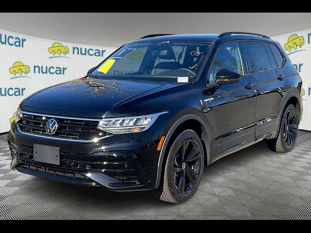 2024 Volkswagen Tiguan SE R-Line Black