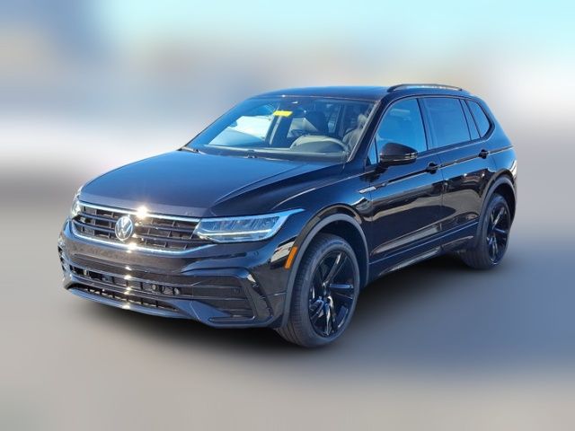 2024 Volkswagen Tiguan SE R-Line Black