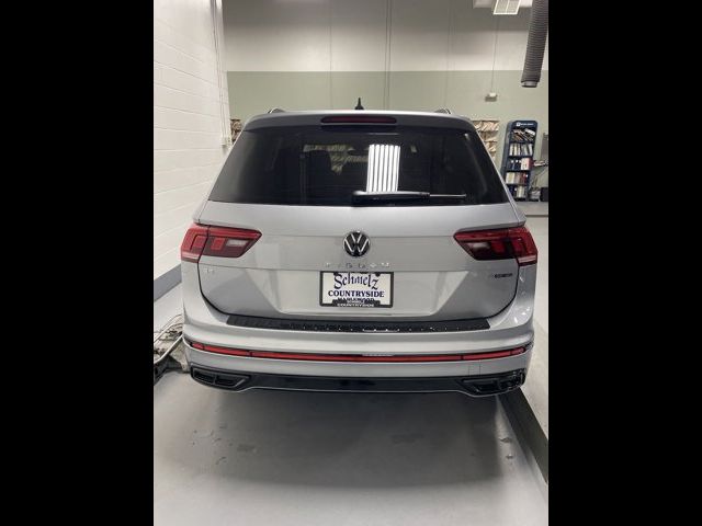 2024 Volkswagen Tiguan SE R-Line Black