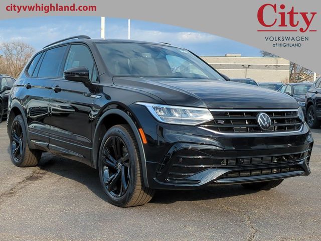 2024 Volkswagen Tiguan SE R-Line Black