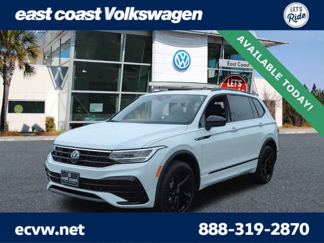 2024 Volkswagen Tiguan SE R-Line Black