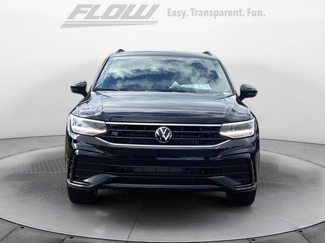 2024 Volkswagen Tiguan SE R-Line Black