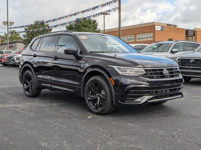 2024 Volkswagen Tiguan/Taos SE R-Line Black