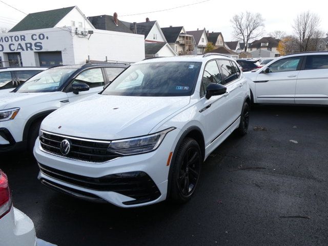 2024 Volkswagen Tiguan SE R-Line Black