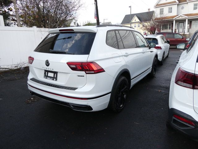 2024 Volkswagen Tiguan SE R-Line Black