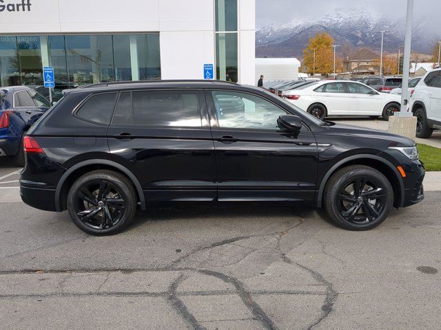 2024 Volkswagen Tiguan/Taos SE R-Line Black