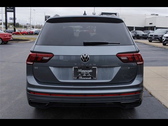 2024 Volkswagen Tiguan SE R-Line Black