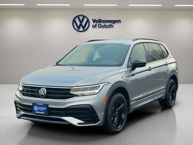 2024 Volkswagen Tiguan SE R-Line Black