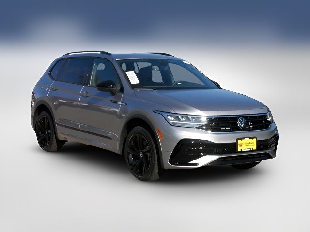 2024 Volkswagen Tiguan/Taos SE R-Line Black