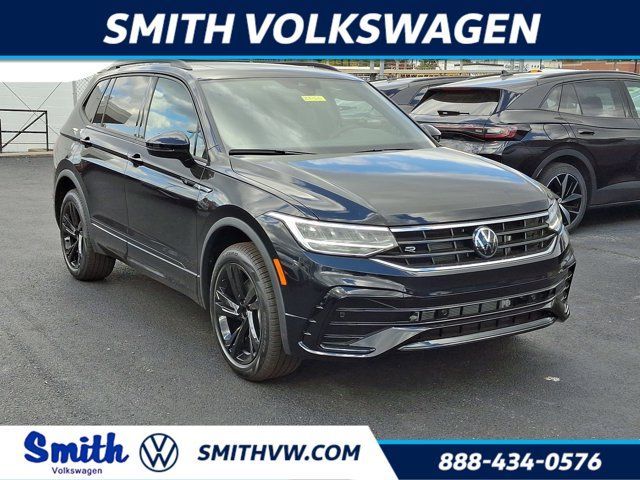 2024 Volkswagen Tiguan/Taos SE R-Line Black