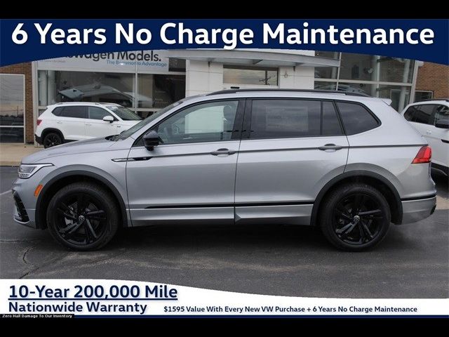 2024 Volkswagen Tiguan SE R-Line Black