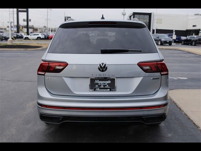 2024 Volkswagen Tiguan SE R-Line Black