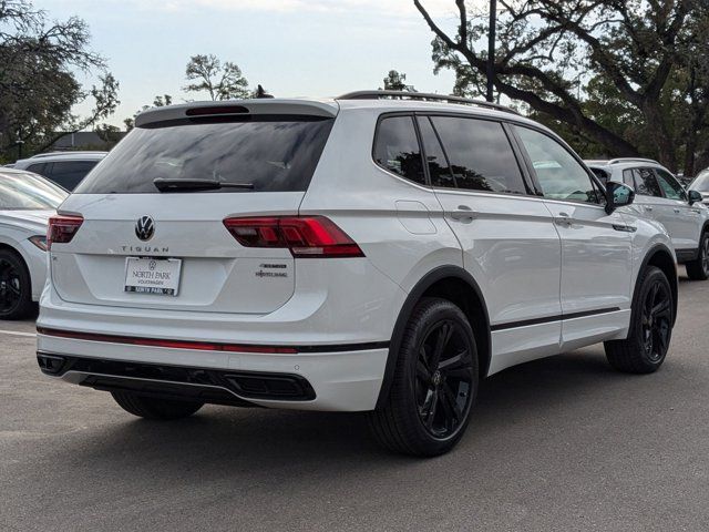 2024 Volkswagen Tiguan SE R-Line Black