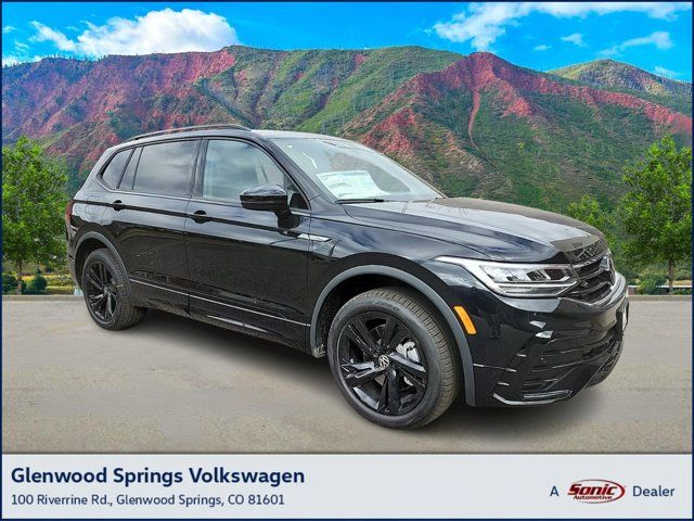 2024 Volkswagen Tiguan/Taos SE R-Line Black