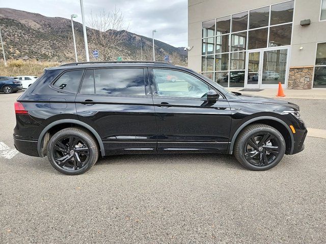 2024 Volkswagen Tiguan/Taos SE R-Line Black