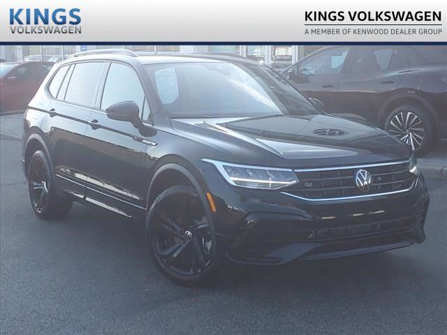 2024 Volkswagen Tiguan SE R-Line Black