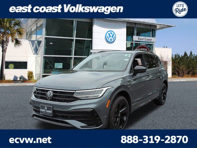 2024 Volkswagen Tiguan SE R-Line Black