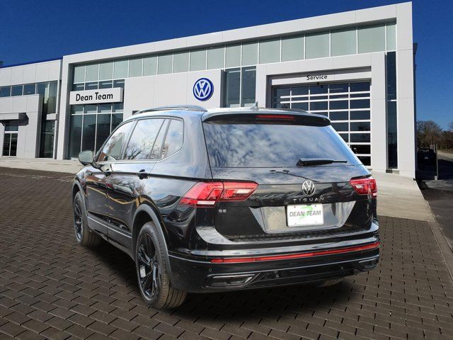 2024 Volkswagen Tiguan SE R-Line Black