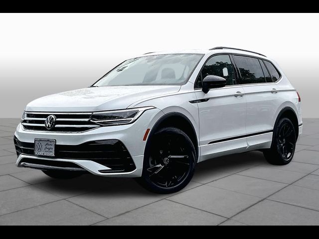 2024 Volkswagen Tiguan SE R-Line Black