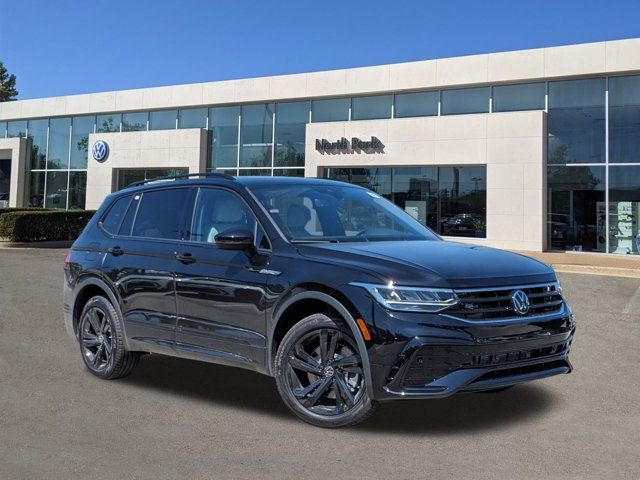 2024 Volkswagen Tiguan SE R-Line Black