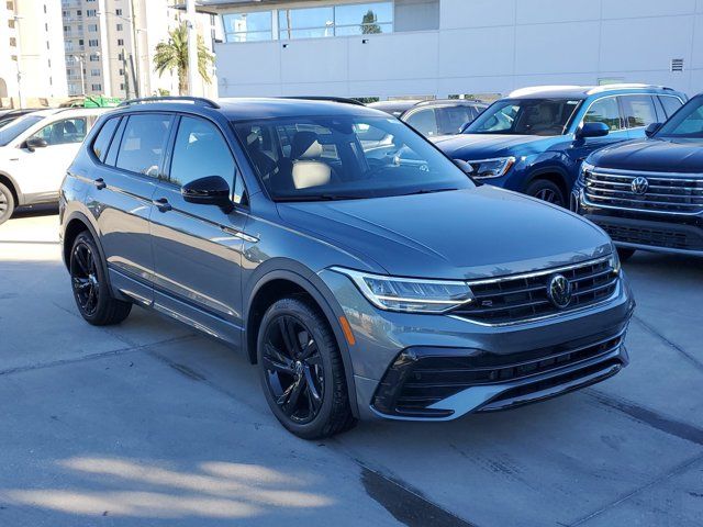 2024 Volkswagen Tiguan SE R-Line Black