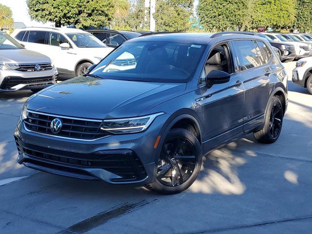 2024 Volkswagen Tiguan SE R-Line Black