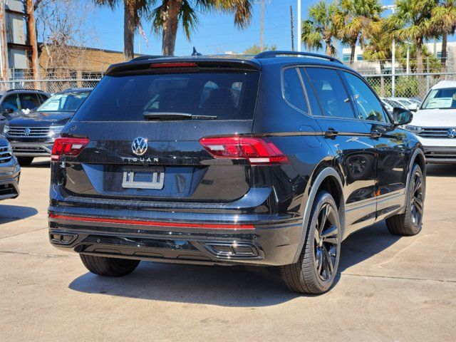 2024 Volkswagen Tiguan SE R-Line Black