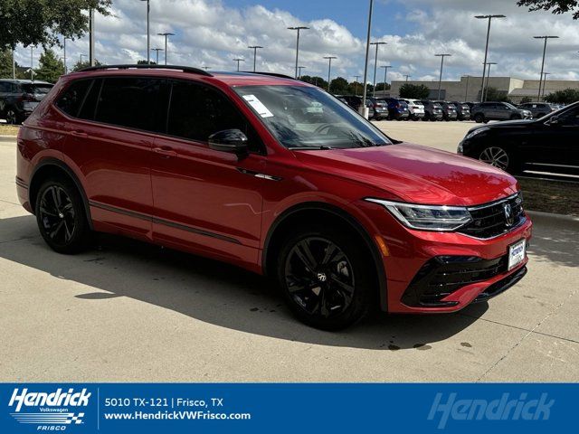 2024 Volkswagen Tiguan SE R-Line Black