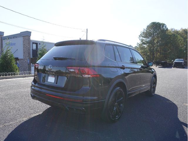 2024 Volkswagen Tiguan SE R-Line Black