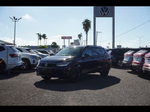 2024 Volkswagen Tiguan SE R-Line Black