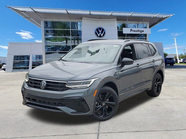 2024 Volkswagen Tiguan SE R-Line Black