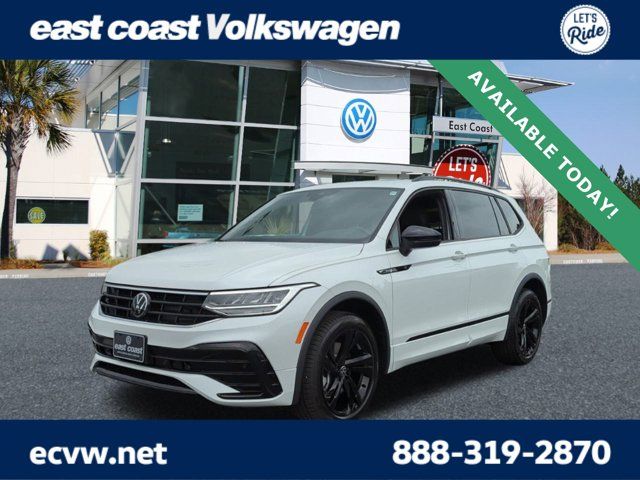 2024 Volkswagen Tiguan SE R-Line Black