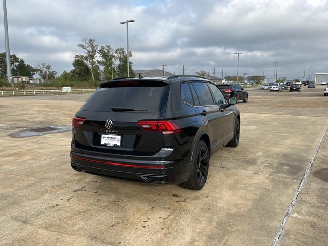 2024 Volkswagen Tiguan SE R-Line Black