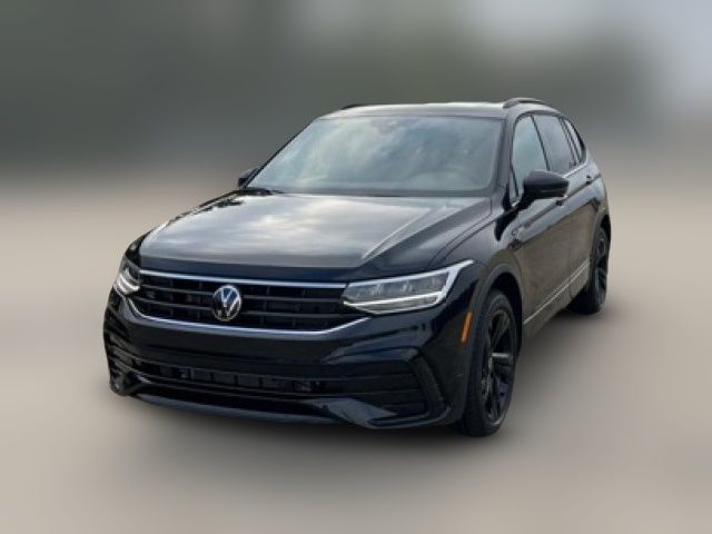 2024 Volkswagen Tiguan SE R-Line Black