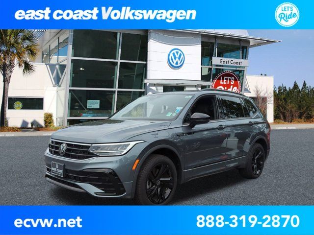 2024 Volkswagen Tiguan SE R-Line Black