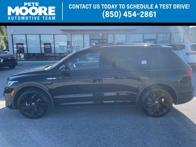 2024 Volkswagen Tiguan SE R-Line Black