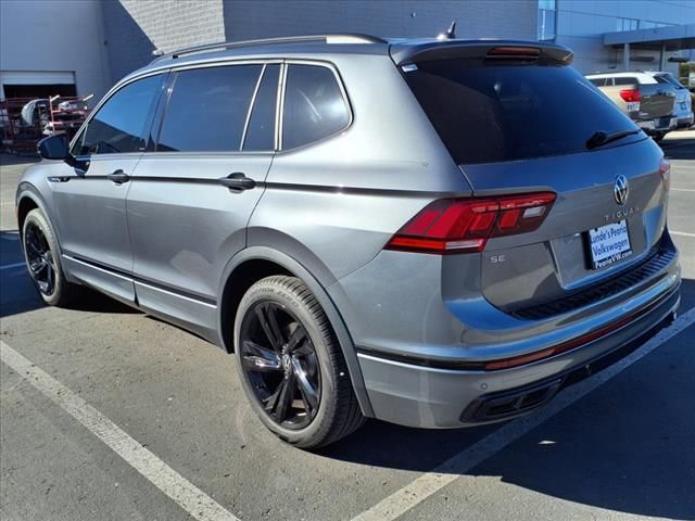 2024 Volkswagen Tiguan SE R-Line Black