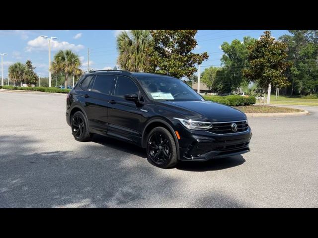 2024 Volkswagen Tiguan SE R-Line Black