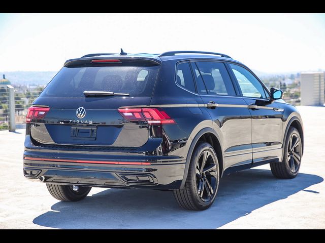 2024 Volkswagen Tiguan SE R-Line Black