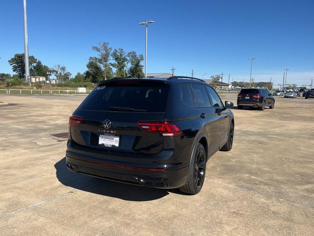 2024 Volkswagen Tiguan SE R-Line Black