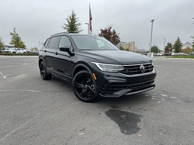 2024 Volkswagen Tiguan SE R-Line Black