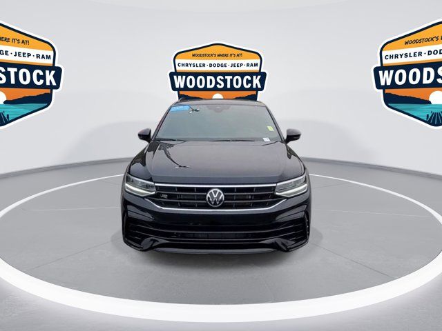 2024 Volkswagen Tiguan SE R-Line Black