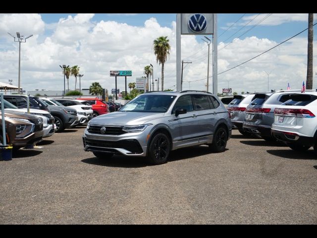 2024 Volkswagen Tiguan SE R-Line Black