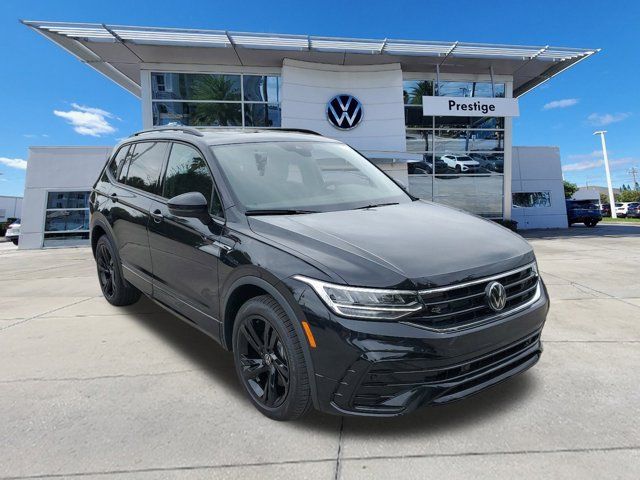 2024 Volkswagen Tiguan SE R-Line Black