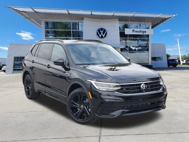 2024 Volkswagen Tiguan SE R-Line Black